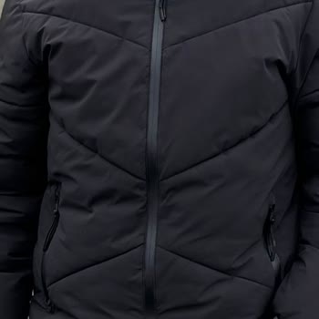 Mavi Montumda Erken Renk Solması Ve Dikiş Patlaması Garanti Kapsamında Değişim Talebi