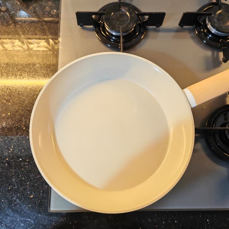 Karaca Tava Servisindeki Gecikme Ve Bilgilendirme Eksikliği