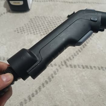 Su Kaçıran Halı Yıkama Makinesi Ve Cevapsız İade Süreci