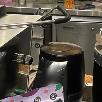 Espressolab Şubesinde Coconut Milk Blend Yanıltıcı Hazırlanması Ve Çalışanın Saygısız Tutumu