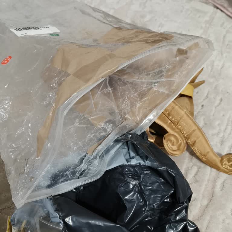 Açılmış Paket Ve Kayıp Parçalar Nedeniyle Sürat Kargo Şikayetim