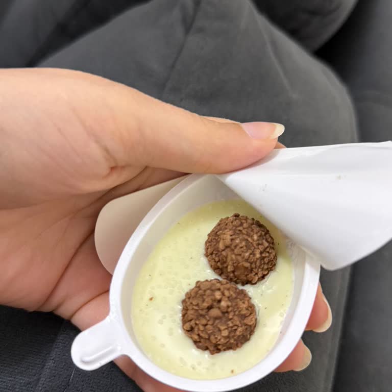 Tüketemediğim Kinder Joy’da Kabarcıklı Bozulma Ve Yanıt Bekliyorum