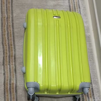 Bagajım Kırıldı, Personel İlgisiz Ve Bilgilendirme Eksik, Tazminat Talep Ediyorum