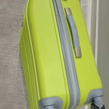 Bagajım Kırıldı, Personel İlgisiz Ve Bilgilendirme Eksik, Tazminat Talep Ediyorum