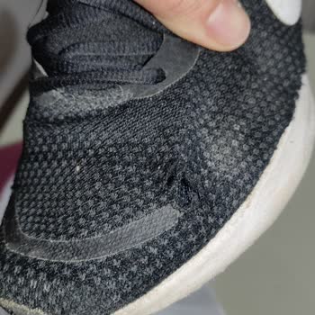 Nike Revolution 7 Ayakkabısında Erken Aşınma Ve Fotoğraf Tabanlı Garanti Reddi