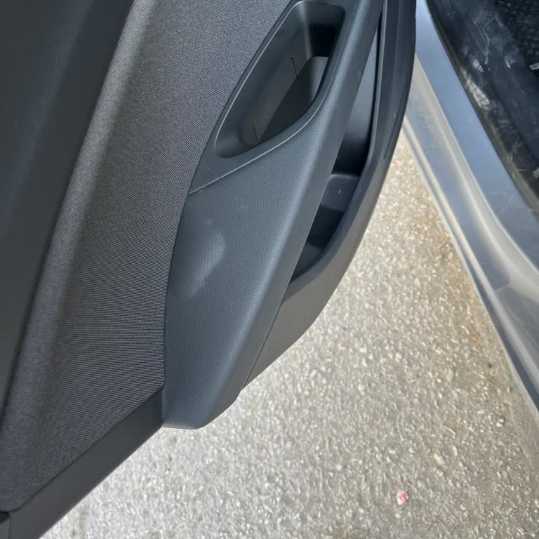 Garanti Dışı Tekrarlayan Egzoz Geri Besleme Arızası Ve İç Trim Şişmesi Ücretli Olarak Çözülmedi