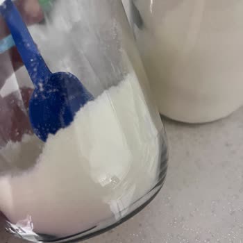 Hipp Organik Keçi Sütü Kutularında Renk Ve Kıvam Değişikliği Bebekte Kabızlık Oluşturdu