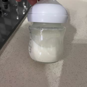 Hipp Organik Keçi Sütü Kutularında Renk Ve Kıvam Değişikliği Bebekte Kabızlık Oluşturdu