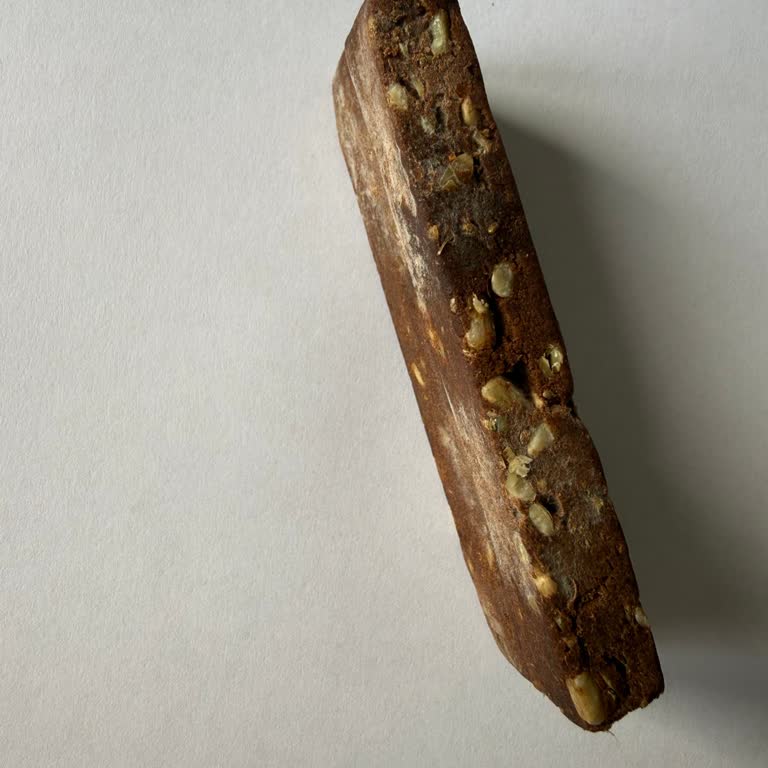 Mantar Görünümlü Yaban Mersini Meyve Barı Ürününde Sağlık Endişesi