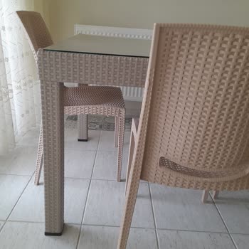 Cappuccino Renkli Sandalyeler Turuncuya Geldi Değişim Talebi