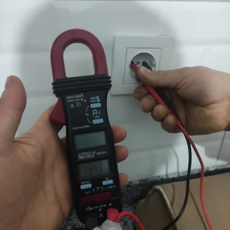 İstanbul'da Sürekli Düşük Voltaj Ve Beyaz Eşyalarımda Arıza