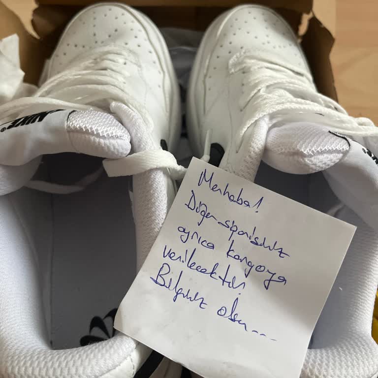 Eksik Ayakkabı Ve Tamamlandı Olarak Görünen Sipariş İçin Acil Kargo Bilgisi Talebi