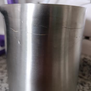 Arzum Çelik Cezvedeki Çatlaklar Ve Dalgalanmalar İçin Garanti Kapsamında Değişim Talebi