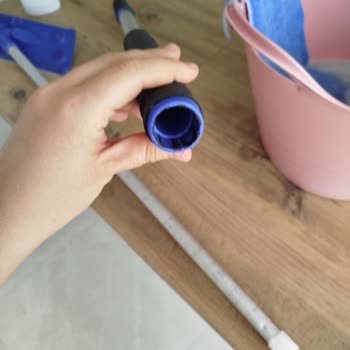 Sapı Yerinden Çıktı, Mop Kullanılamaz