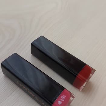 Kusurlu Ve Hijyenik Olmayan Rujlar Teslim Edildi, N11 Müşteri Hizmetleri Cevapsız