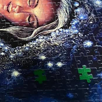 Eksik Ve Renk Uyumsuz Parçalar Nedeniyle Puzzle Tamamlanamıyor