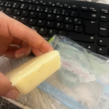 Sütaş Kaşar Peynirinde 2 Günde Küflenme Ve Sağlık Endişesi