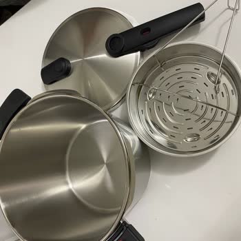 Yanlış Düdüklü Tencere, Gecikmeli Teslimat Ve Garanti Belgesi Eksik