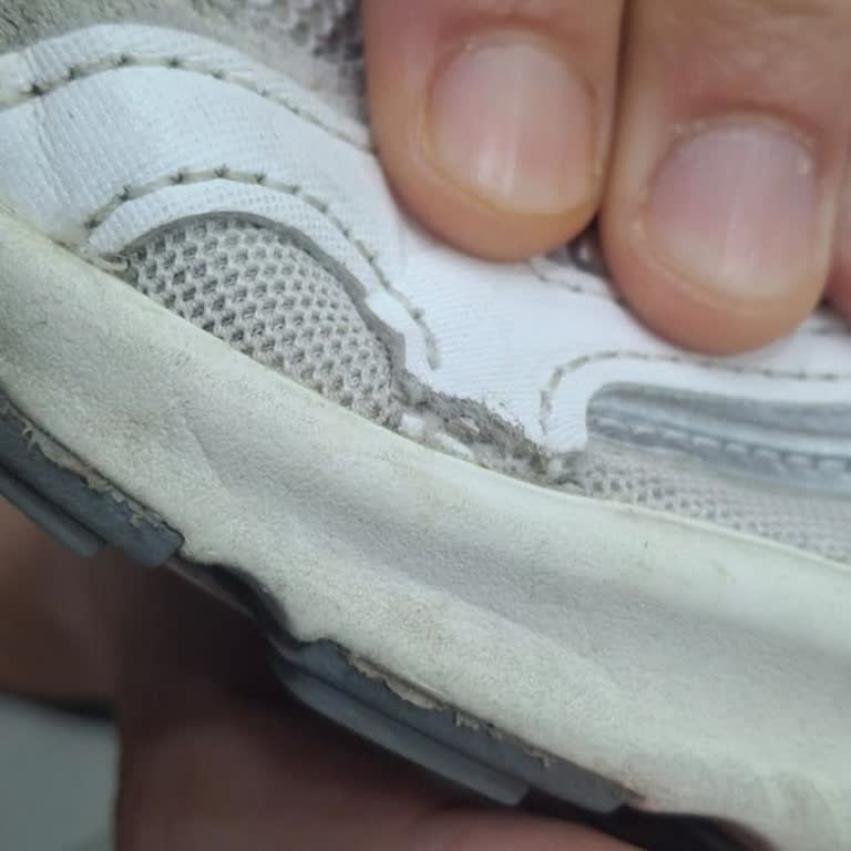 Lacoste Ayakkabıda Üretim Hatası Ve İade Reddi