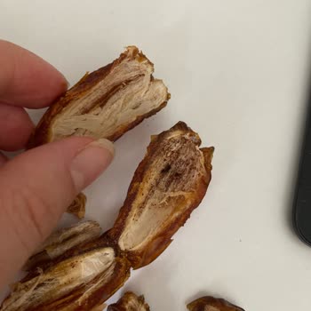 File Market Çekmeköy Şubesinde Mebrum Hurma İçinde Kurt Çıktı