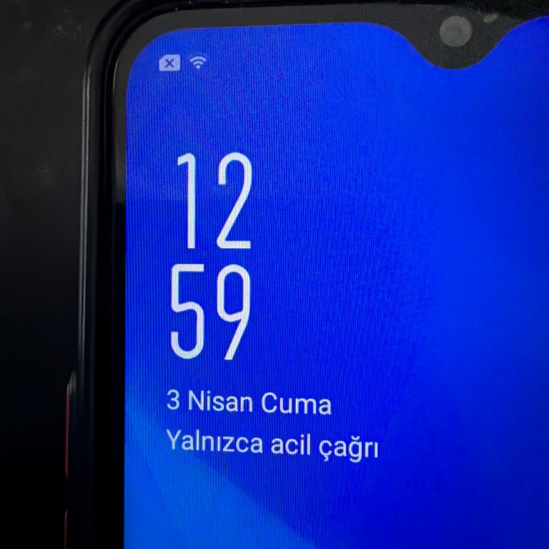 Kurumsal Telefon Hattının Arızası Ve Müşteri Hizmetlerinden Yanıt Gelmemesi