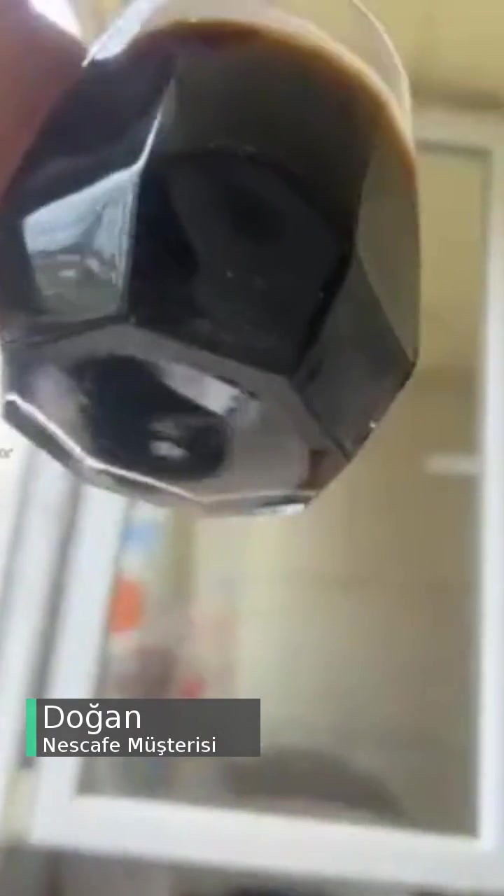 Nescafe İçinden Bilinmeyen Parçacıklar Çıkıtı! videonun kapak resmi