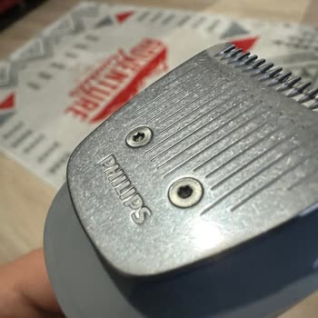 Açılmış Ve Çizikli Philips Tıraş Makinesi İçin Değişim Talebi