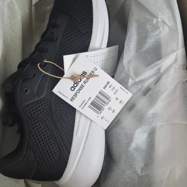 Üç Kez Yanlış Adidas Ayakkabı Numara Gönderilmesi Ve Mağduriyet