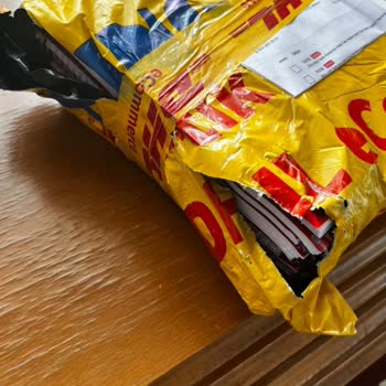 Kırık Ve Kirli Kitap Paketleri: Limon Fotokopi'de Paketleme Sorunu