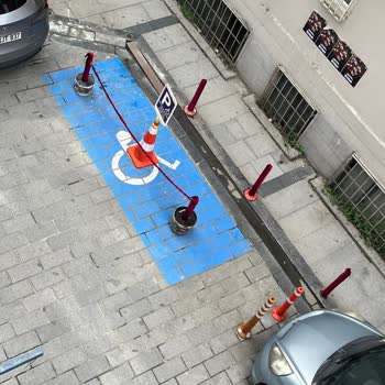 Özel Engelli Park Yeri İzinsiz Kullanılıyor