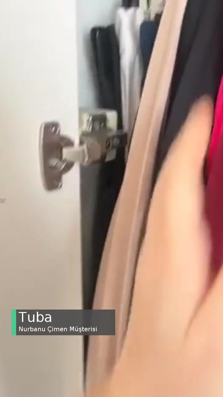 Nurbanu Çimen Tüylenmez, Pilesi Bozulmaz Taş Gibi Etek Dedikleri Öyle Çıkmadı! videonun kapak resmi