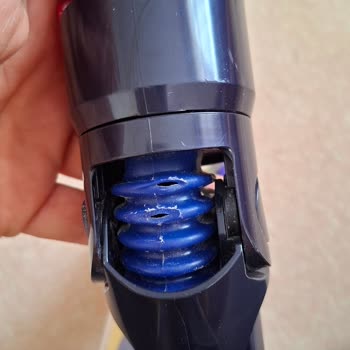Dyson Gen5 Parke Başlığındaki Yırtılma Garanti Dışı Bırakıldı