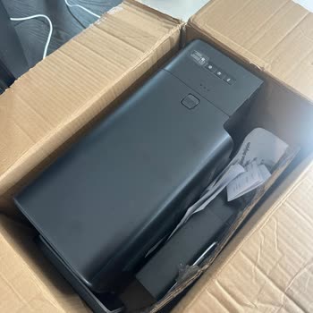 Garanti Sürecinde Çizik Ve Ücretli Kargo İle Geri Gelen Akıllı Mama Kabı Değişim Talebi