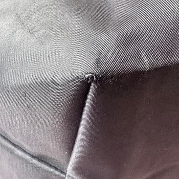 Kısa Sürede Yırtılan Longchamp Çanta İçin Tam Değişim Talebi