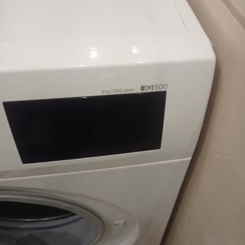 Siemens Çamaşır Makinesinde Tekrarlayan Paslanma Sorunu Ve Garantili Çözüm Talebi