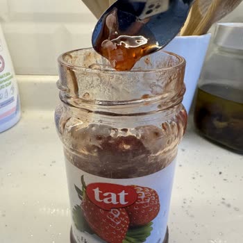 Çilek Reçelinde Çuval Parçası: Çocuk Güvenliği Ve Kalite Kontrol Sorunu