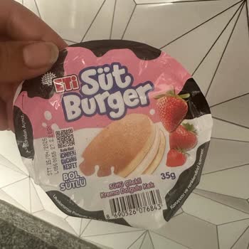 Eti Çilekli Süt Burger Ürününde Saç Bulunması