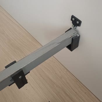 Karyola Hızla Kırıldı, Servis Yanıtı Gelmedi