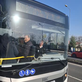 Şoförün Geç Gelmesi, Aşırı Dolu Otobüs Ve Agresif Tutumu