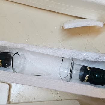 Kırık Şişeler Ve Cevapsız Müşteri Desteği