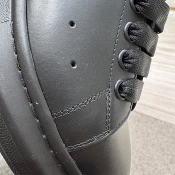 Voyagebrandsvip Satıcı Beni Engelledi Ve Hiçbir Şekilde Dönüş Yapmadı