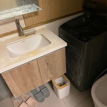 Booking.com Reservation Confirmed But No Room - Dirty Alternative Offered