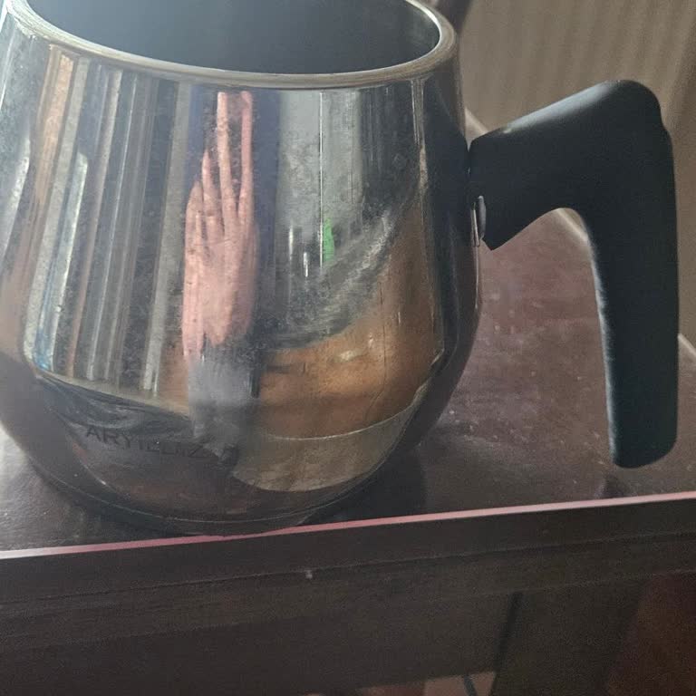 Kırılan Çaydanlık Sapı Ve Cevapsız Müşteri Desteği