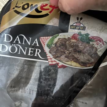 Donmuş Dönerde Zehirli Koku Ve Sağlık Riski