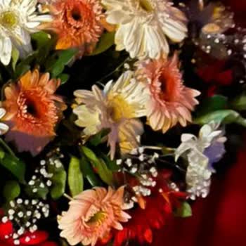 Açılış İçin Kusurlu Çelenk Ve Tam İade Talebi