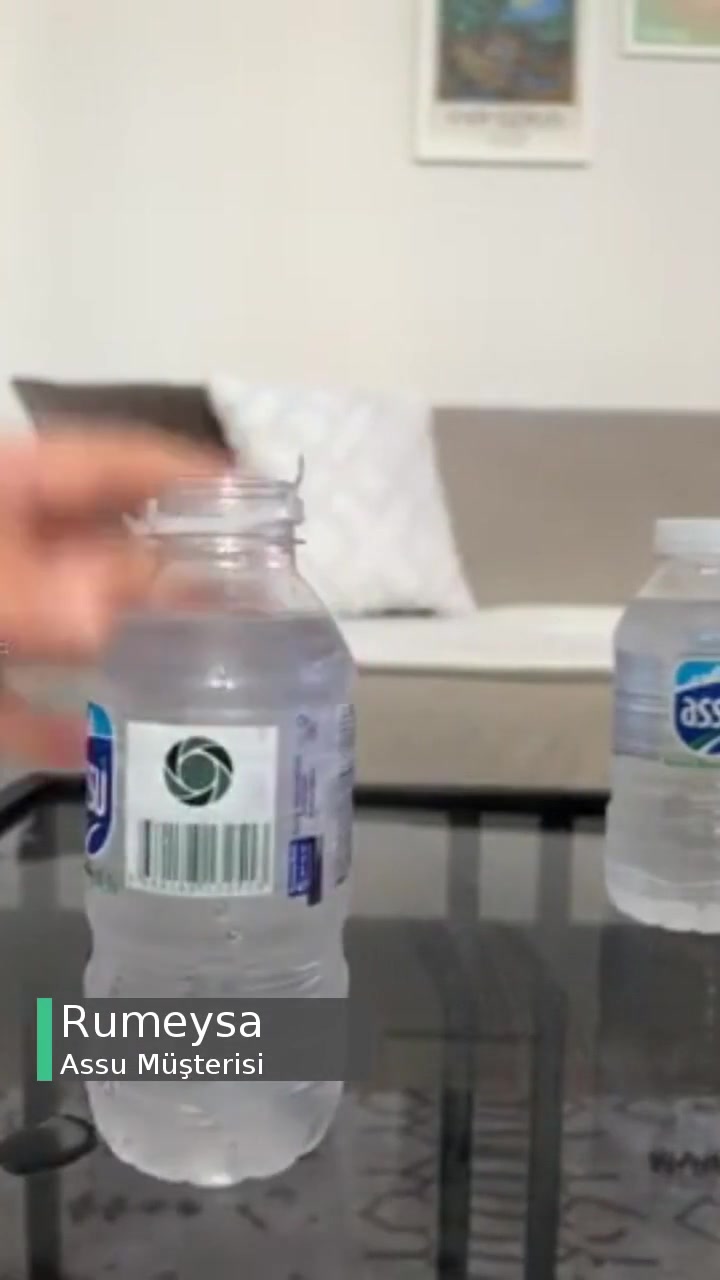 Assu Kapak Sorunu, Kapakların Hepsi Sorunlu videonun kapak resmi