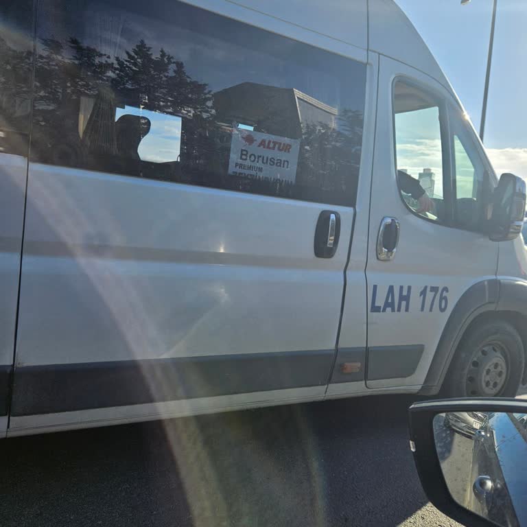 Altur Turizm Borusan Servis Şoförünün Bilerek Sürüşü Ve Ciddi Güvenlik İhlali
