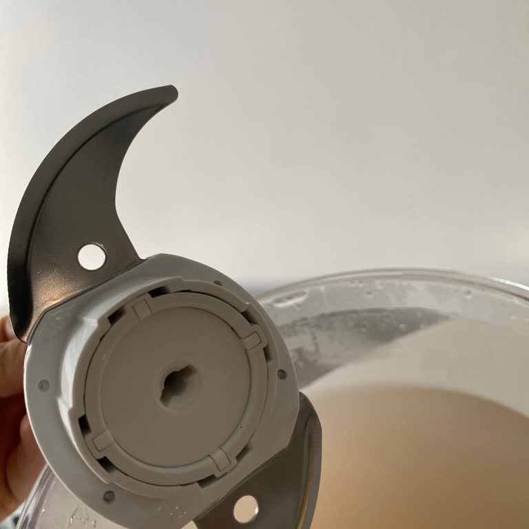 Bıçak Haznesindeki Kalıcı Koku Ve Hijyen Problemi