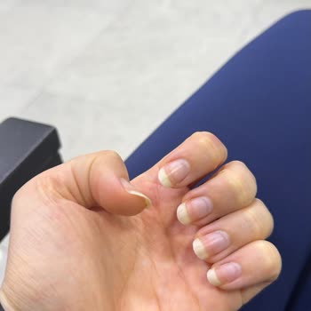 Kuru Manikürde Özensiz İşlem Ve Kaba Çalışan Tavırları Nedeniyle 1000 TL İade Talebi