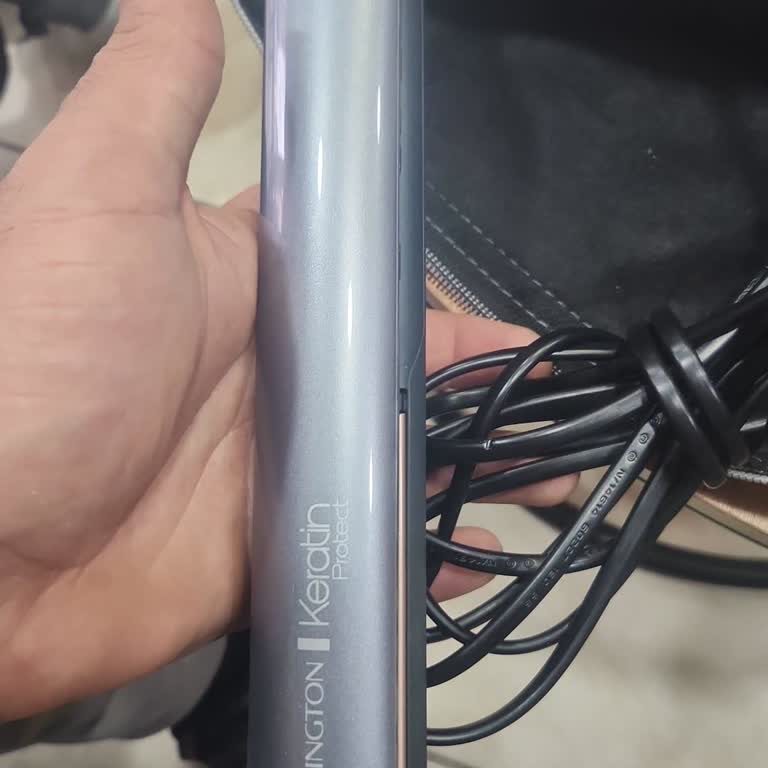 Garanti Süresi Dolmuş Remington Saç Düzleştiricide Kablo Temassızlığı